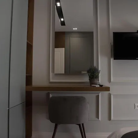 Apartment Panda *