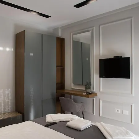 Panda Apartment *